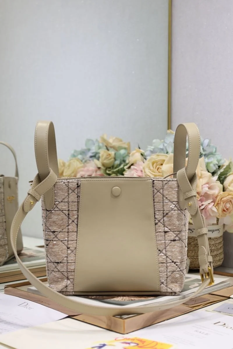 Bright Christian Dior Bucket Bags 47634
