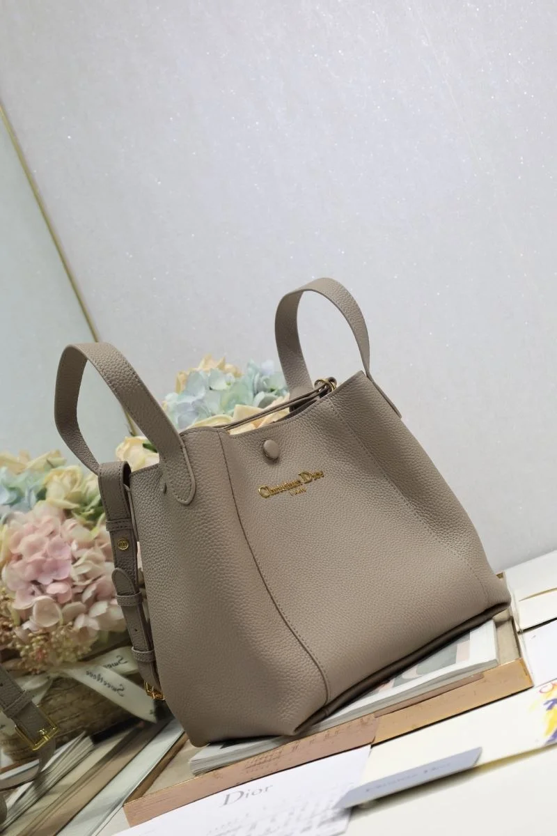 Christian Dior Bucket Bags WaterResistant 47633