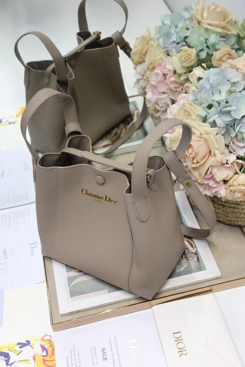 Christian Dior Bucket Bags WaterResistant 47633