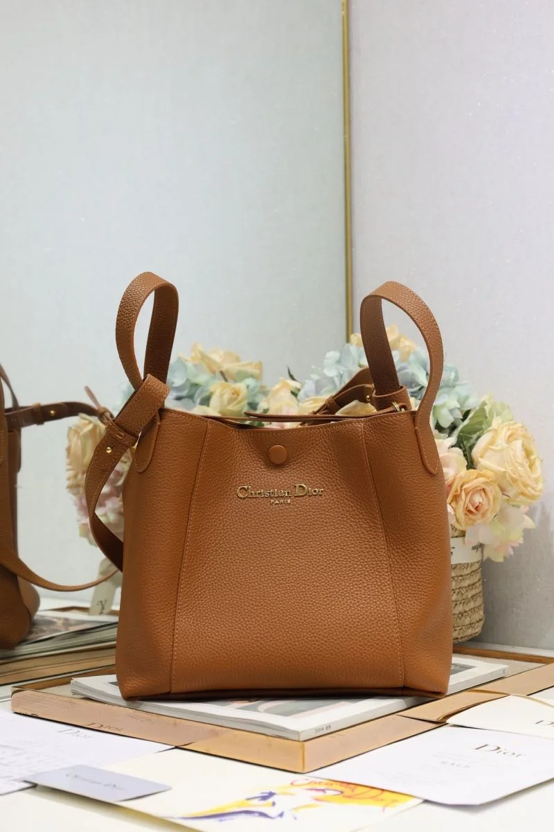 Refined Christian Dior Bucket Bags 47647