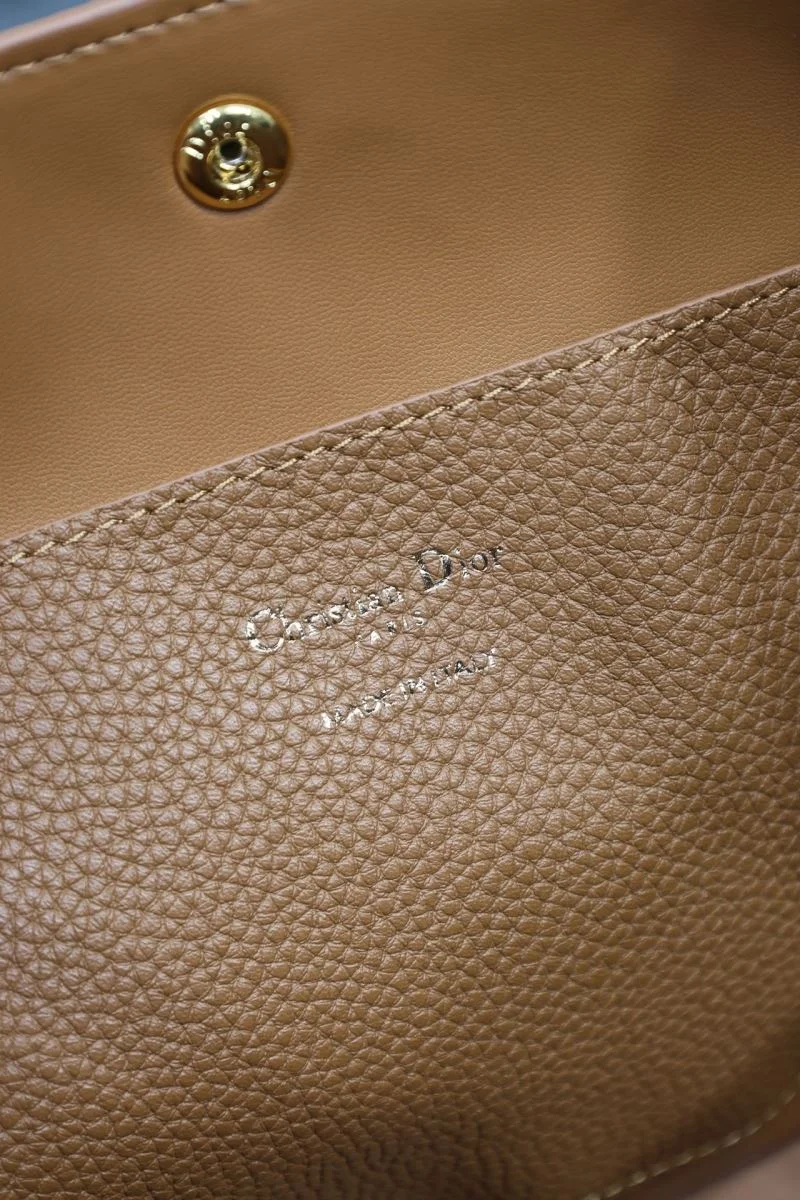Refined Christian Dior Bucket Bags 47647