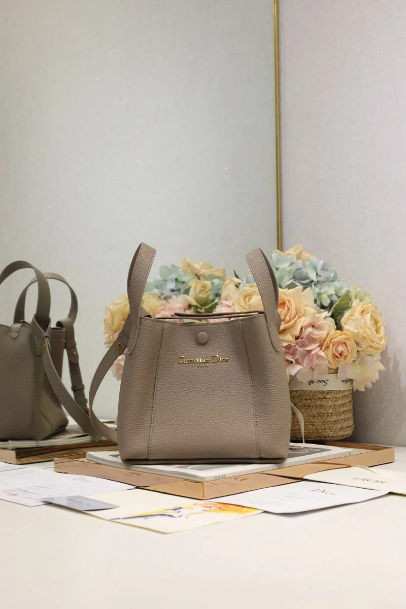 Timeless Christian Dior Bucket Bags 47640