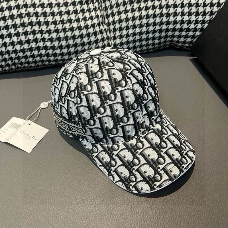 Christian Dior Caps OnTrend 261470