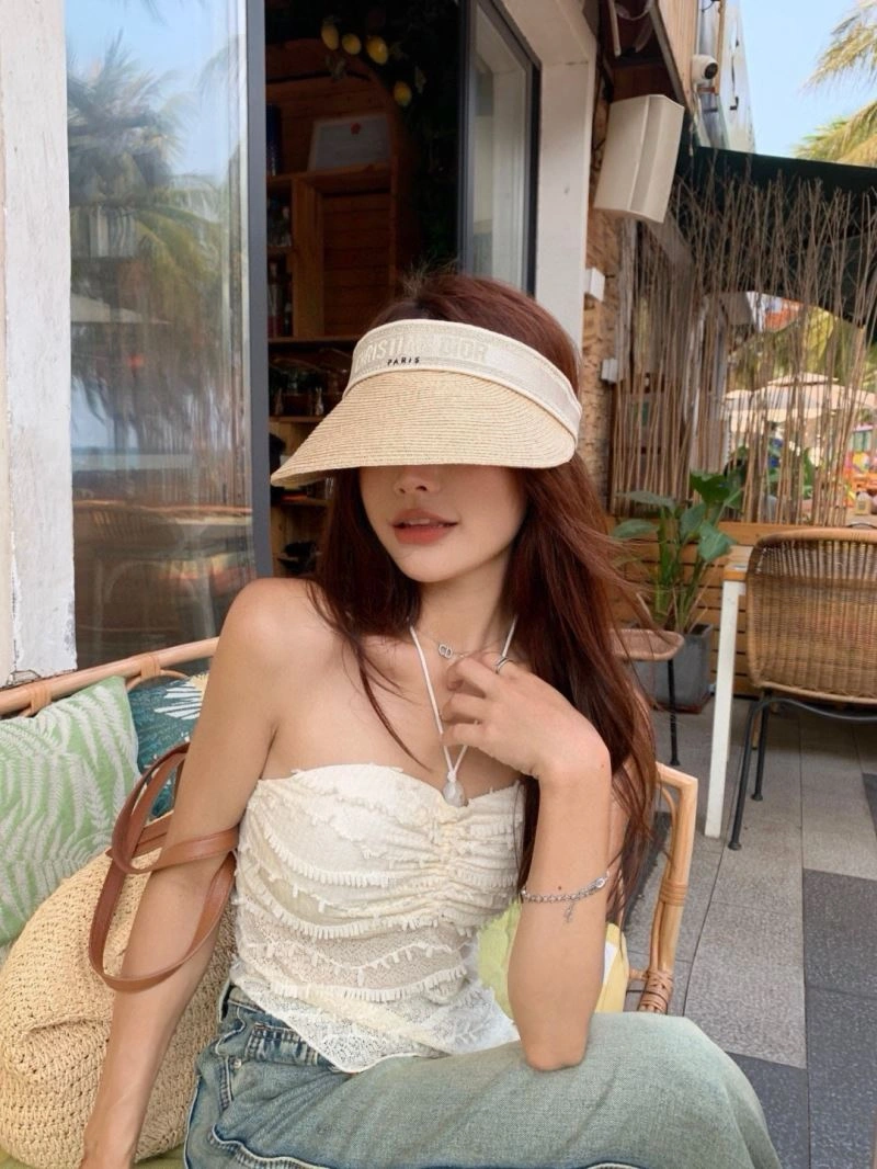 Lightweight Christian Dior Caps 261462