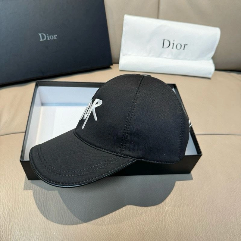 Christian Dior Caps Minimalist 261444