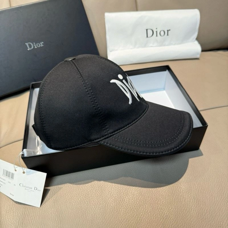 Christian Dior Caps Minimalist 261444