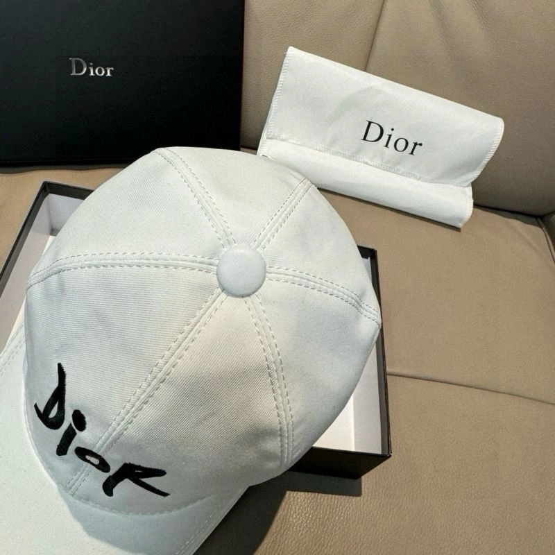 Sleek Christian Dior Caps 261445