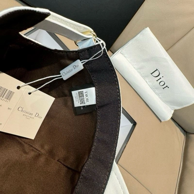 Sleek Christian Dior Caps 261445