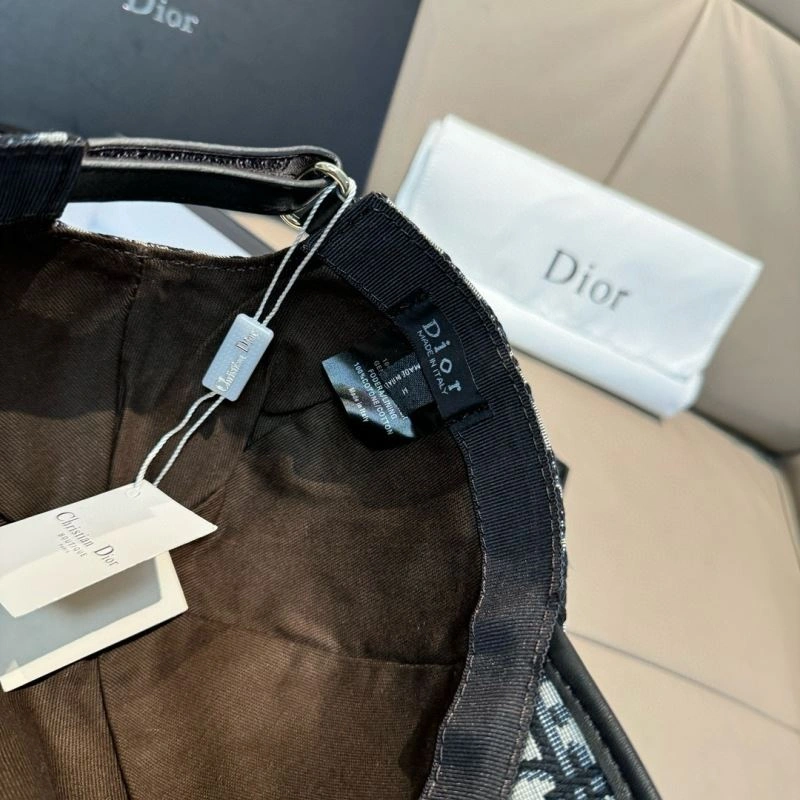 Durable Christian Dior Caps 261442