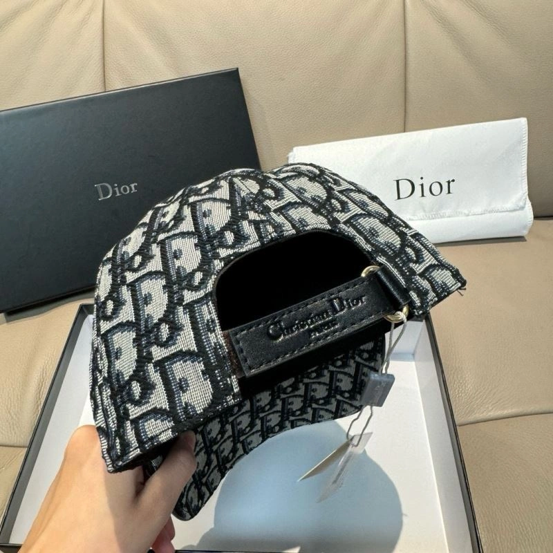 Christian Dior Caps Sustainable 261440