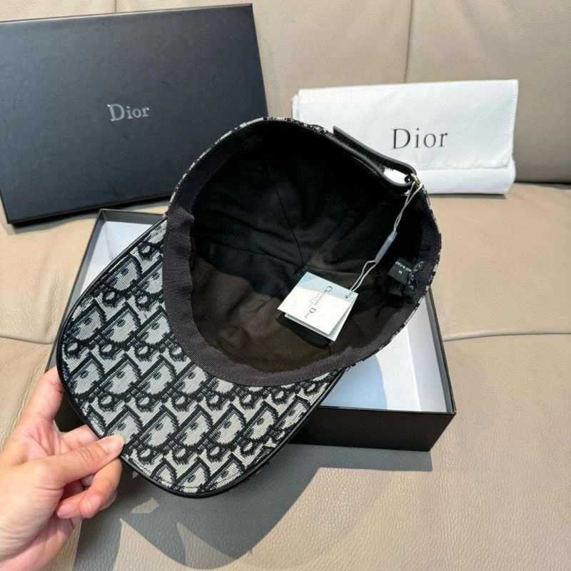 Christian Dior Caps Sustainable 261440