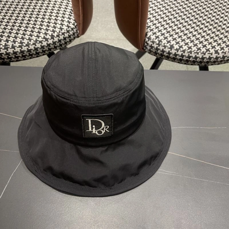 Christian Dior Caps UrbanChic 259564