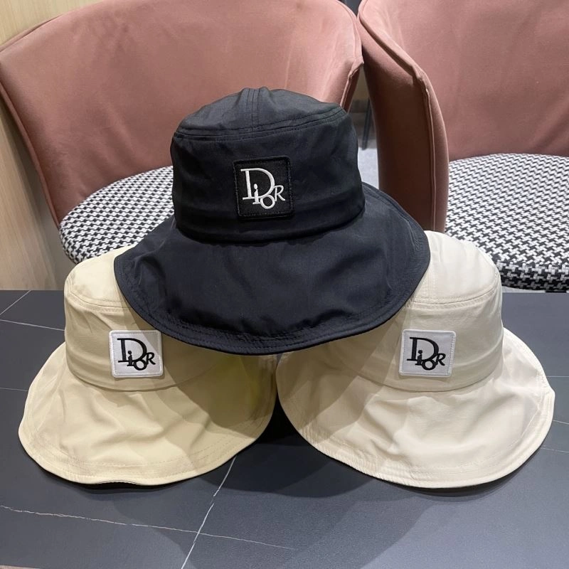 Christian Dior Caps UrbanChic 259564