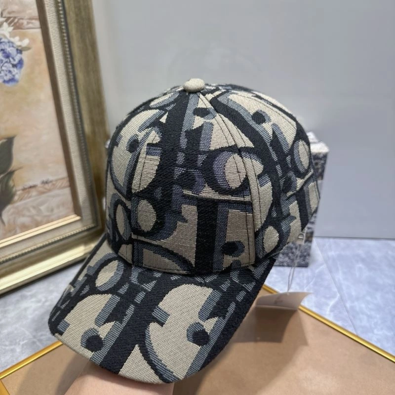 Christian Dior Caps Functional 259529