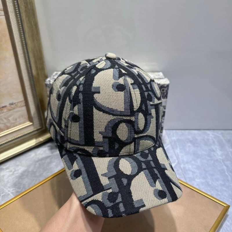 Christian Dior Caps Functional 259529