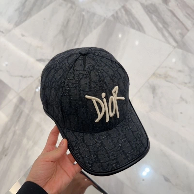 Flexible Christian Dior Caps 259506