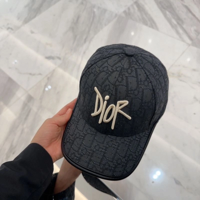 Flexible Christian Dior Caps 259506