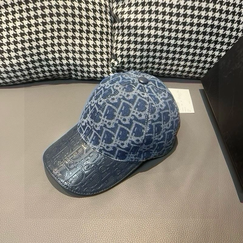 Christian Dior Caps Colorful 259510