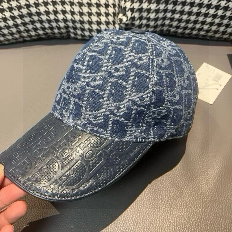 Christian Dior Caps Colorful 259510