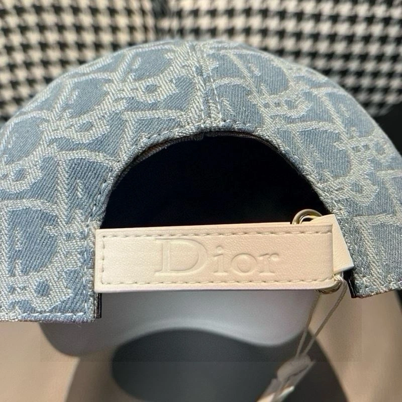 Modern Christian Dior Caps 259511