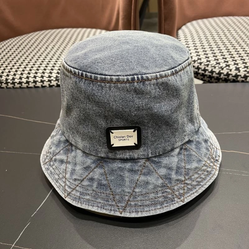 Christian Dior Caps Fashionable 259519