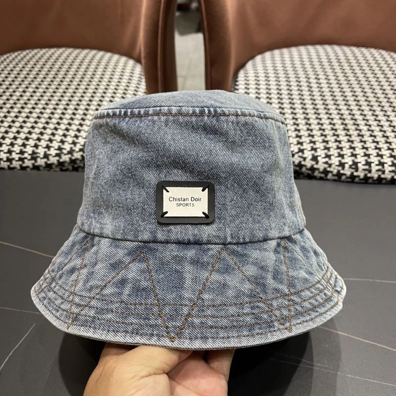 Christian Dior Caps Fashionable 259519