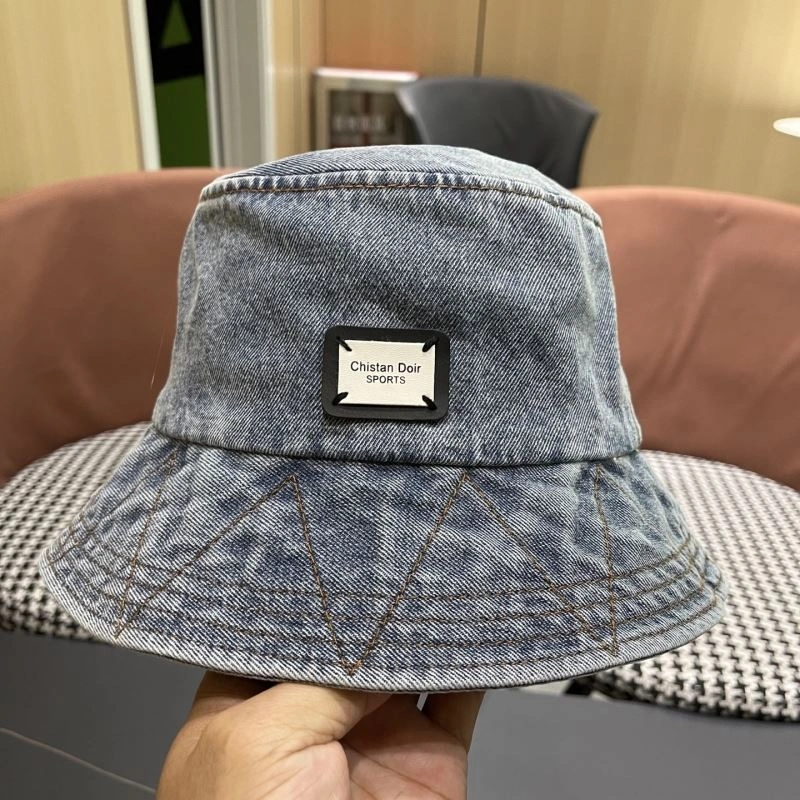 Christian Dior Caps Fashionable 259519