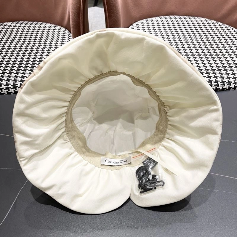 Sophisticated Christian Dior Caps 259526