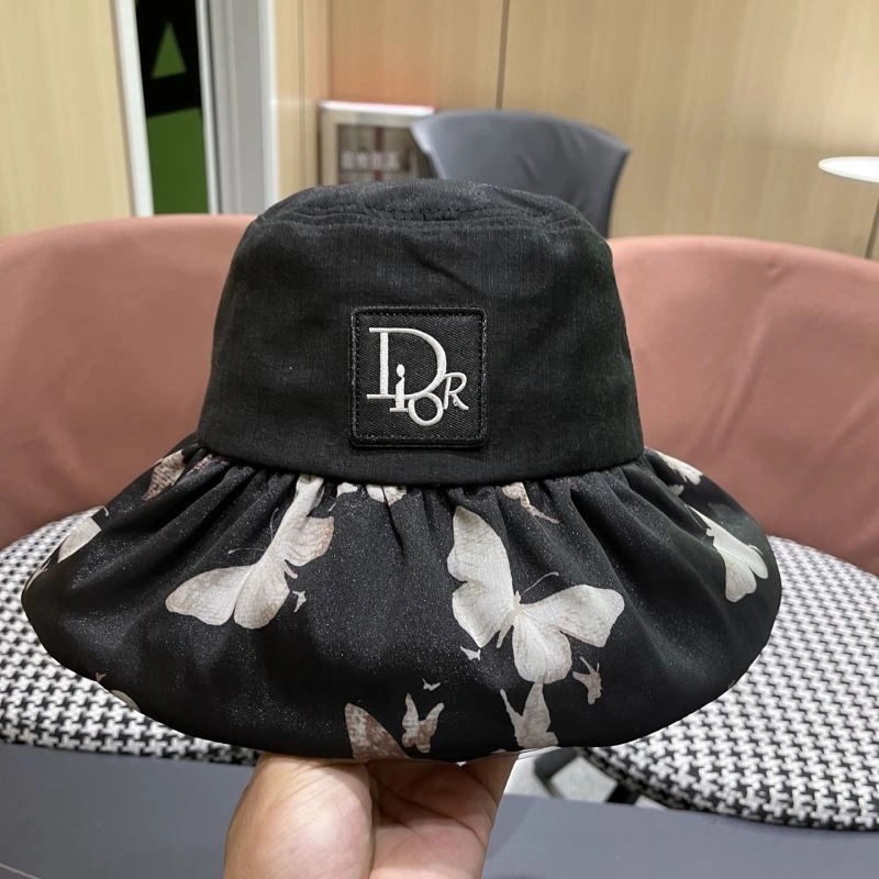 Christian Dior Caps WrinkleFree 259518