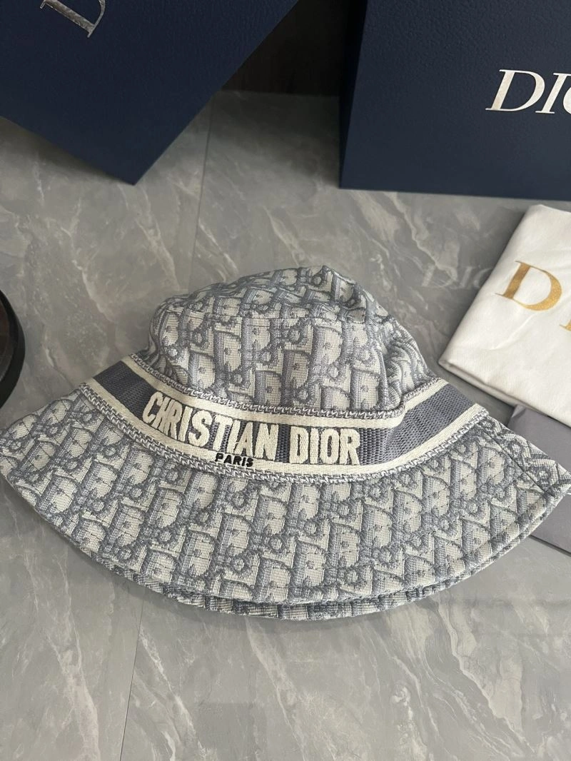 Timeless Christian Dior Caps 259492