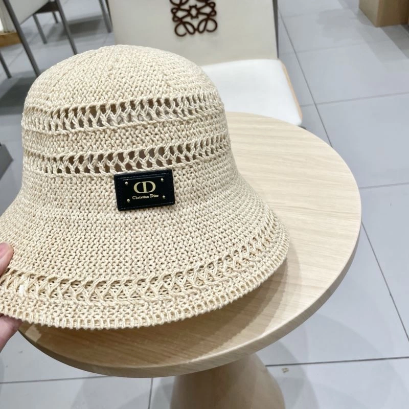 Christian Dior Caps Sleek 259491