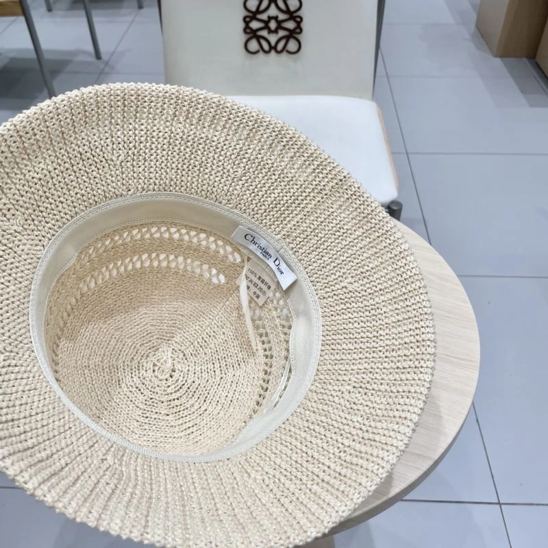 Christian Dior Caps Sleek 259491