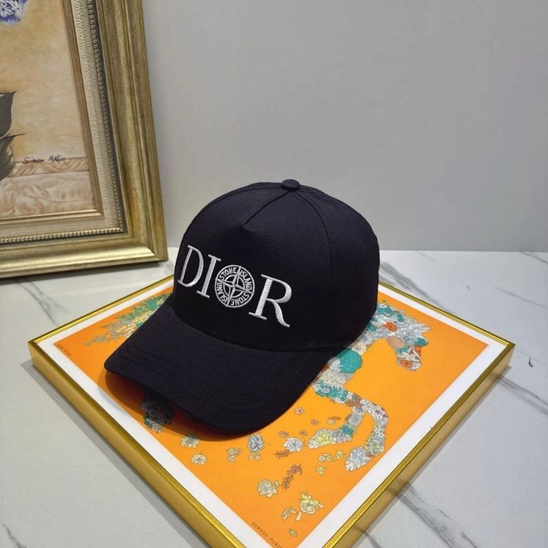 Christian Dior Caps Youthful 259486