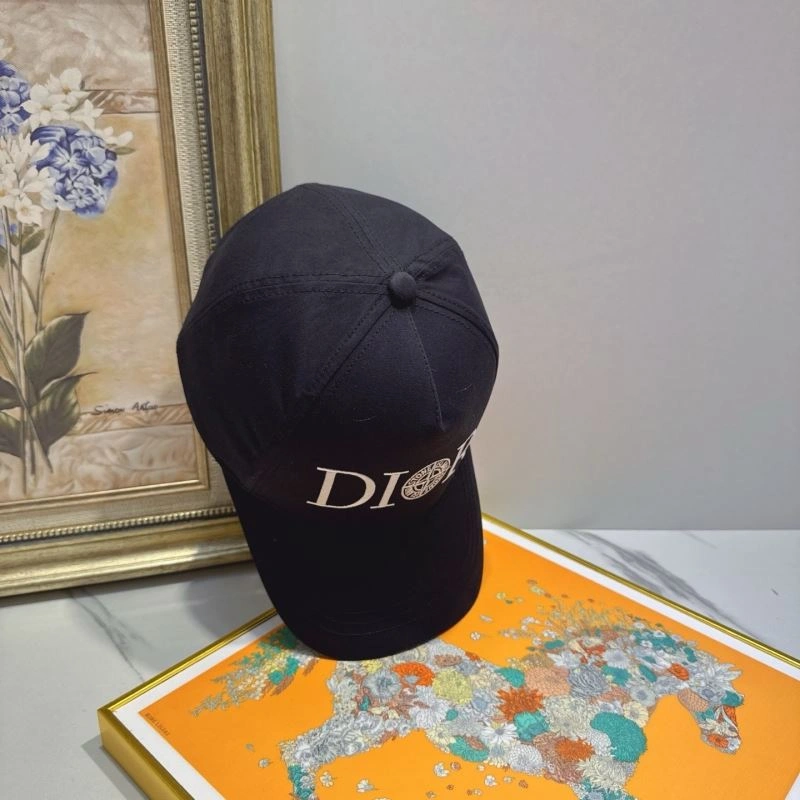 Christian Dior Caps Youthful 259486