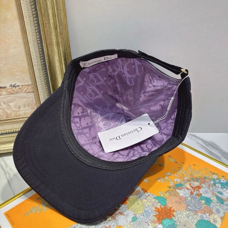 Christian Dior Caps Youthful 259486
