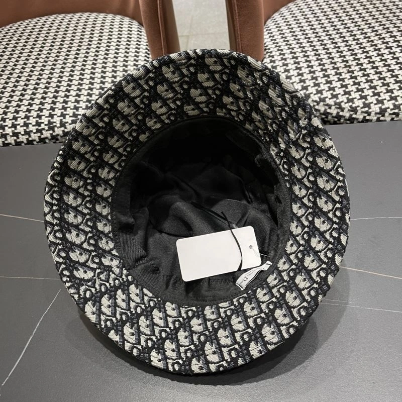 Supportive Christian Dior Caps 259475