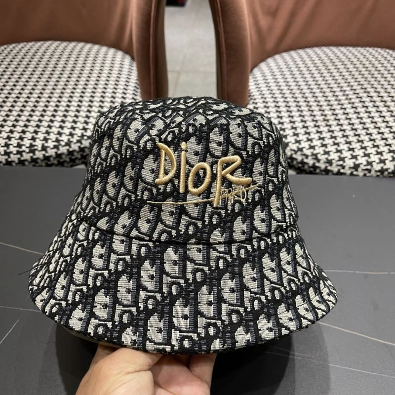 Supportive Christian Dior Caps 259475