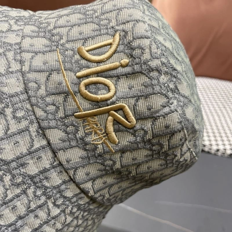 Christian Dior Caps Breathable 259471