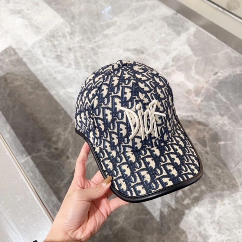 Christian Dior Caps Colorful 259456