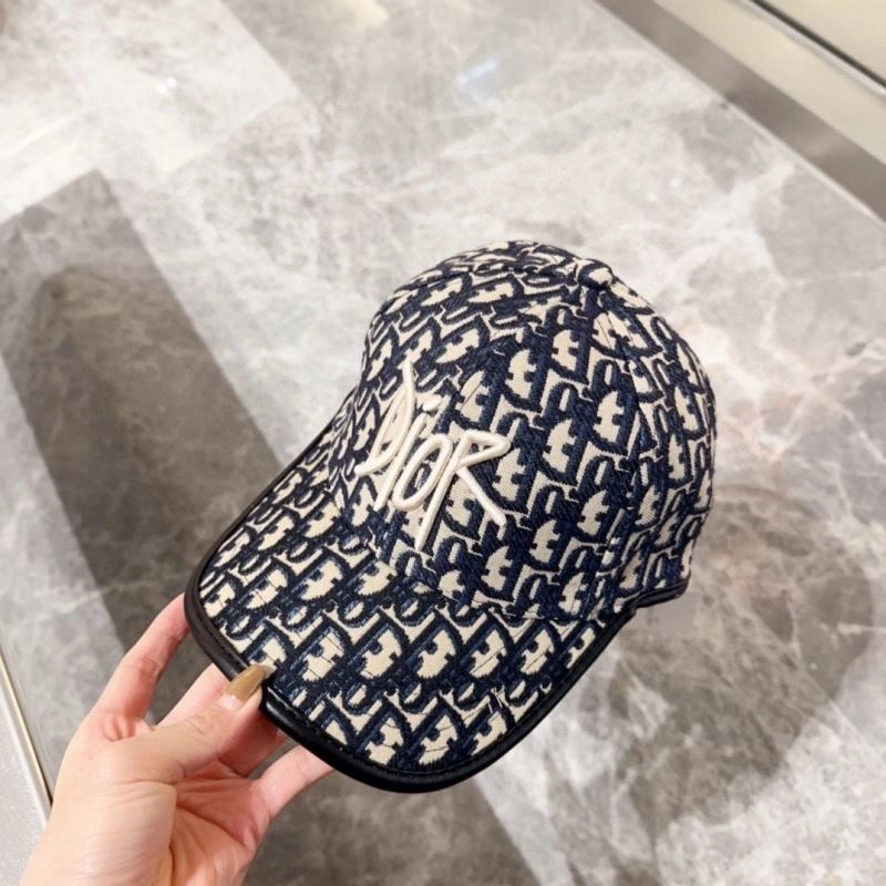 Christian Dior Caps Colorful 259456