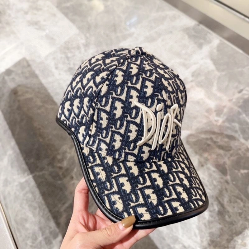 Christian Dior Caps Colorful 259456