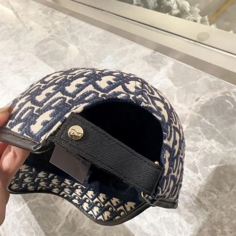 Christian Dior Caps Colorful 259456