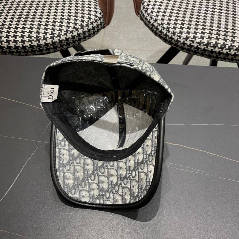 Christian Dior Caps Comfortable 259474
