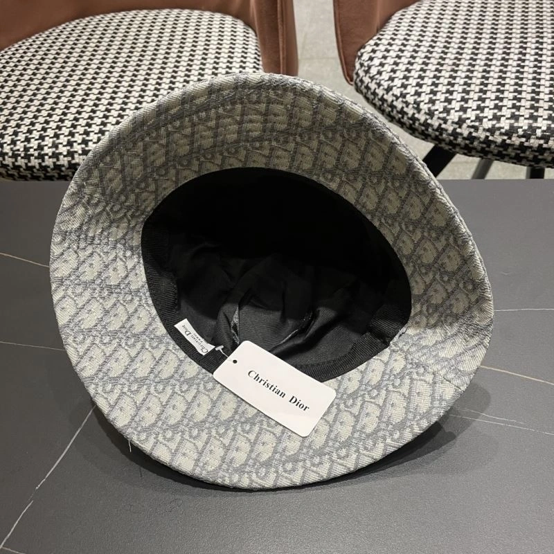 WellDesigned Christian Dior Caps 259452