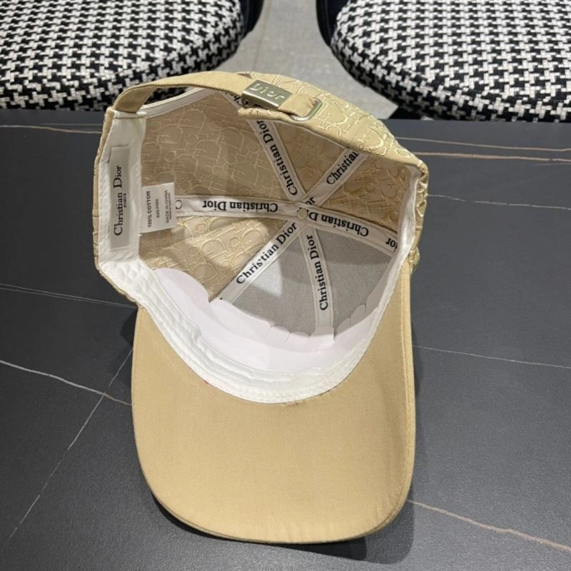 Sleek Christian Dior Caps 259447