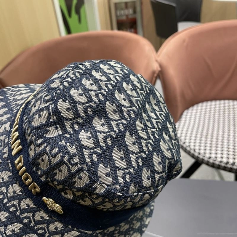 Modern Christian Dior Caps 259444