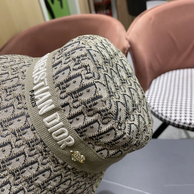Compact Christian Dior Caps 259418