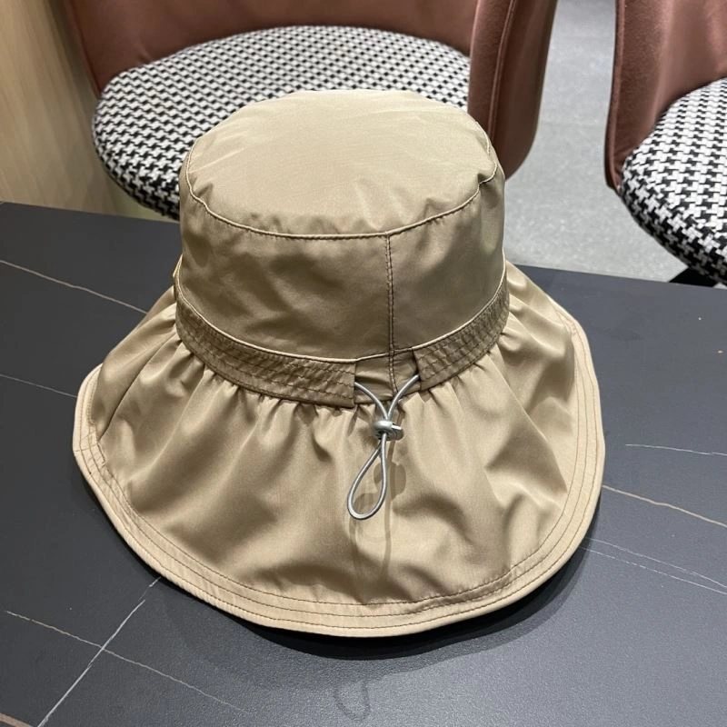 EyeCatching Christian Dior Caps 259436