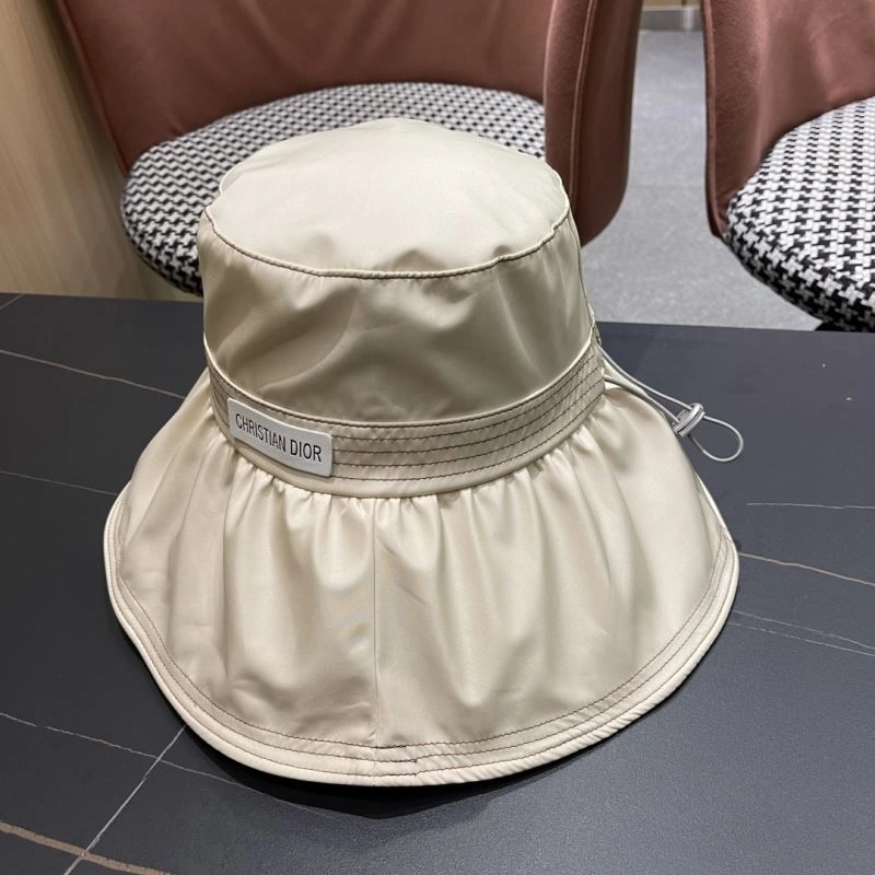 Bright Christian Dior Caps 259439