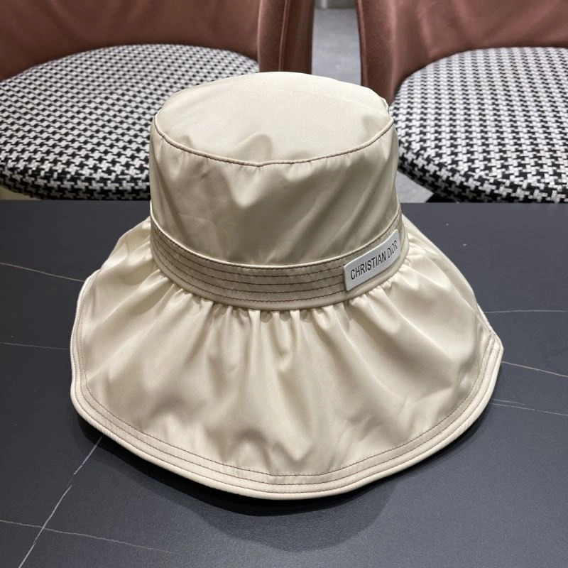 Bright Christian Dior Caps 259439